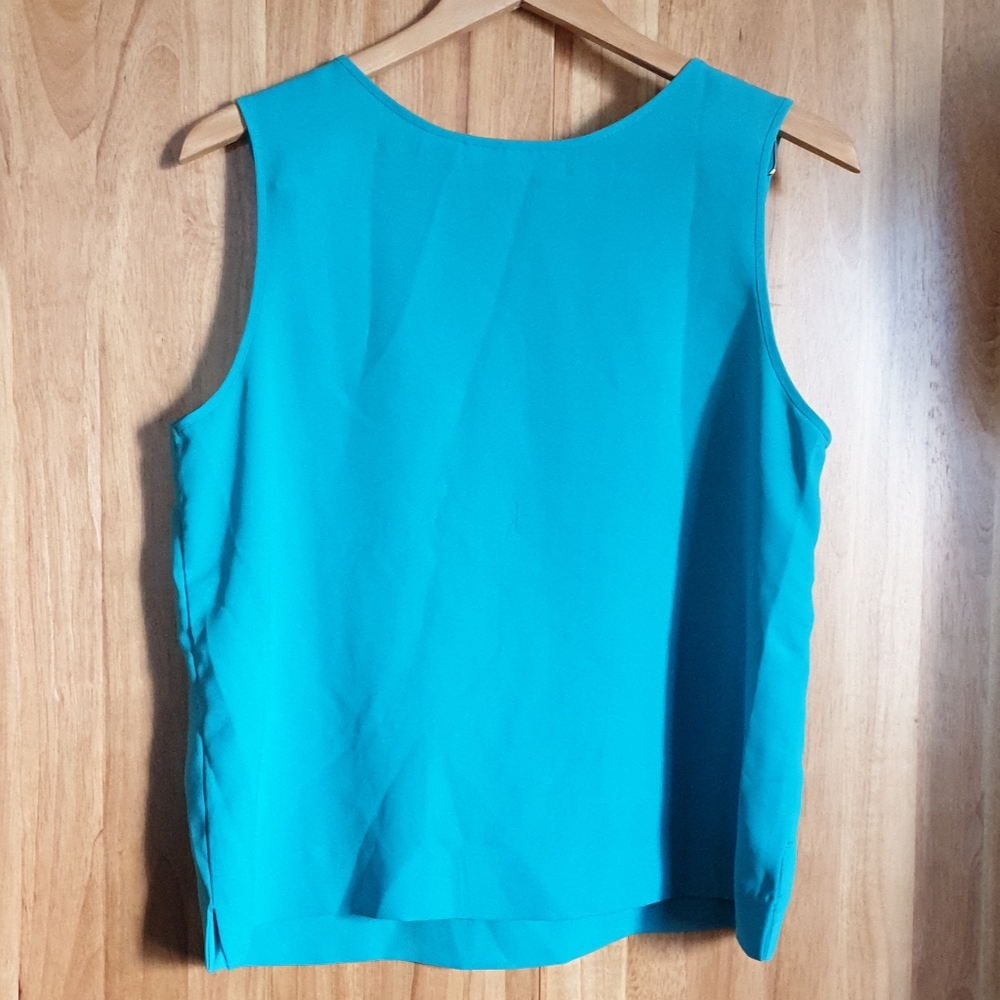 Turquoise Tank [3] - Picture 2 of 6